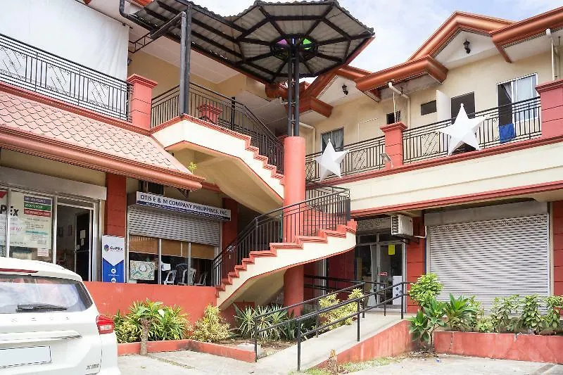 Oyo 150 Davao Airport View Hotel הפיליפינים